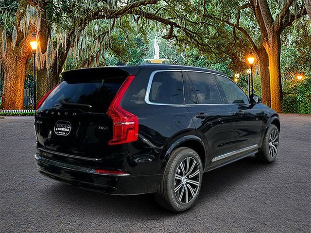 2025 Volvo XC90 Plus