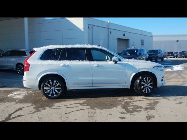 2025 Volvo XC90 Plus