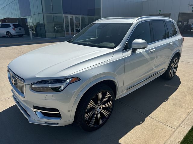 2025 Volvo XC90 Plus