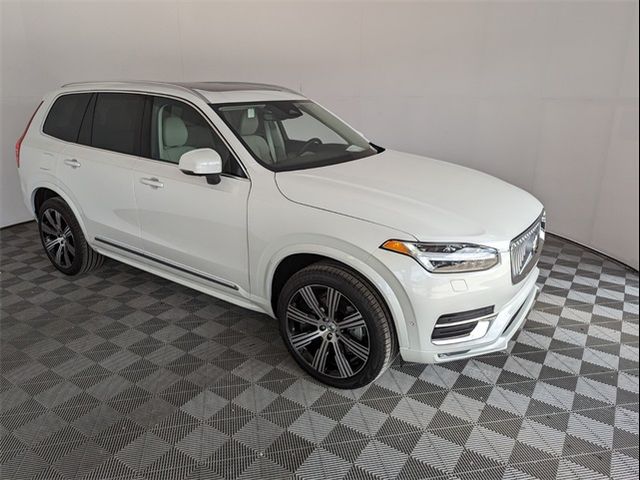 2025 Volvo XC90 Plus