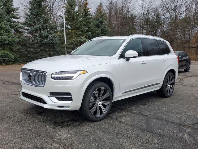 2025 Volvo XC90 Plus