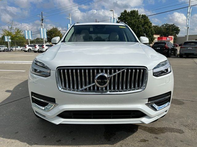 2025 Volvo XC90 Plus