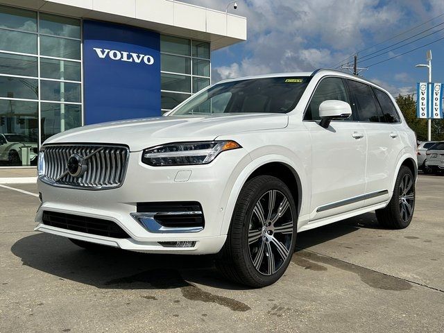 2025 Volvo XC90 Plus