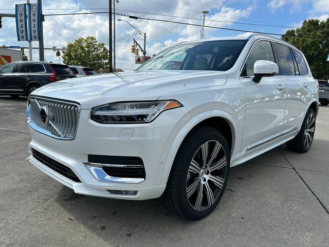 2025 Volvo XC90 Plus