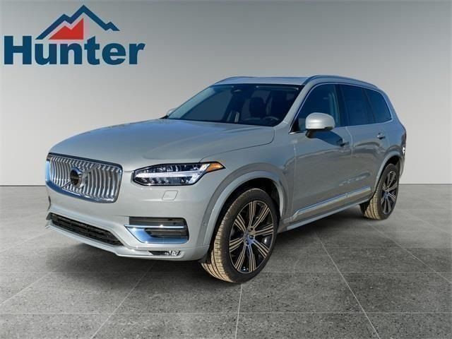 2025 Volvo XC90 Plus