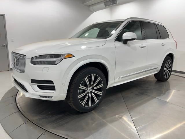 2025 Volvo XC90 Plus