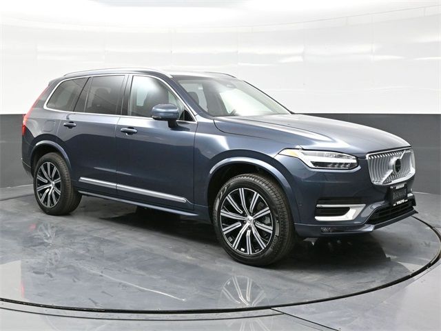 2025 Volvo XC90 Plus