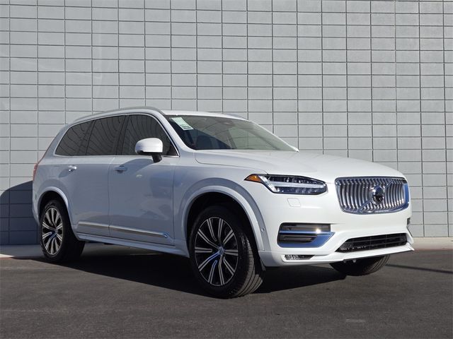 2025 Volvo XC90 Plus