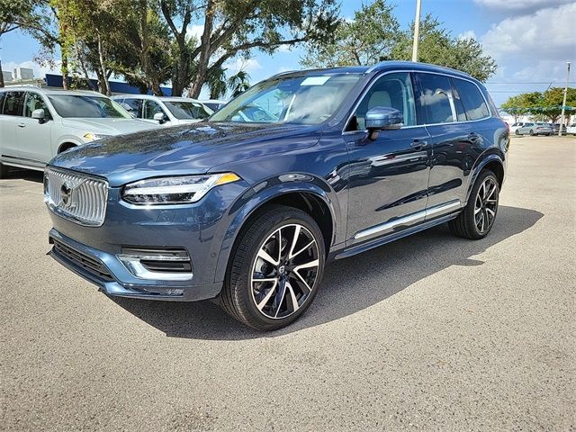 2025 Volvo XC90 Plus