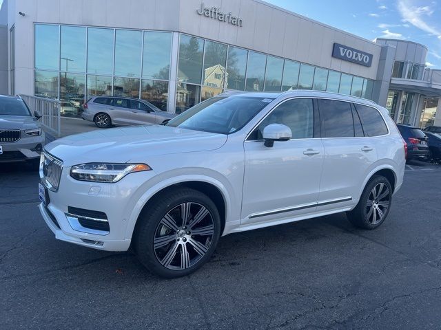 2025 Volvo XC90 Plus