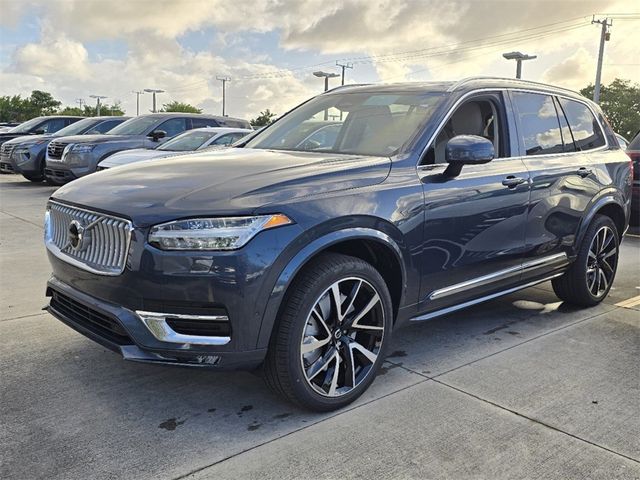 2025 Volvo XC90 Plus