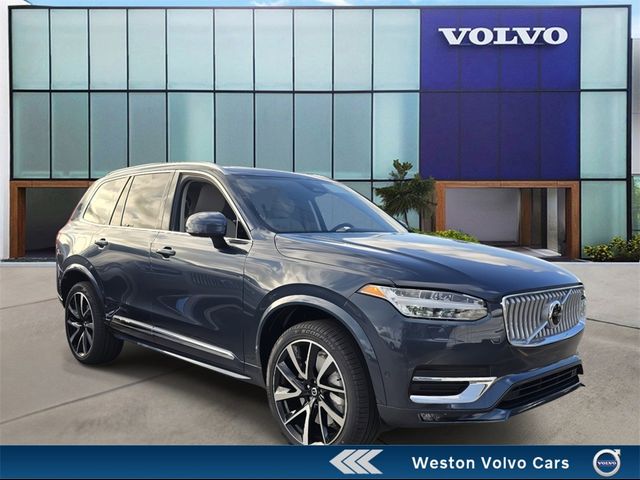 2025 Volvo XC90 Plus