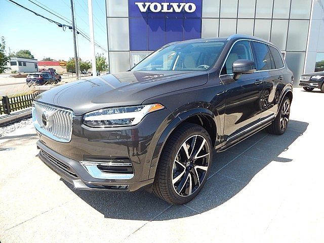 2025 Volvo XC90 Plus