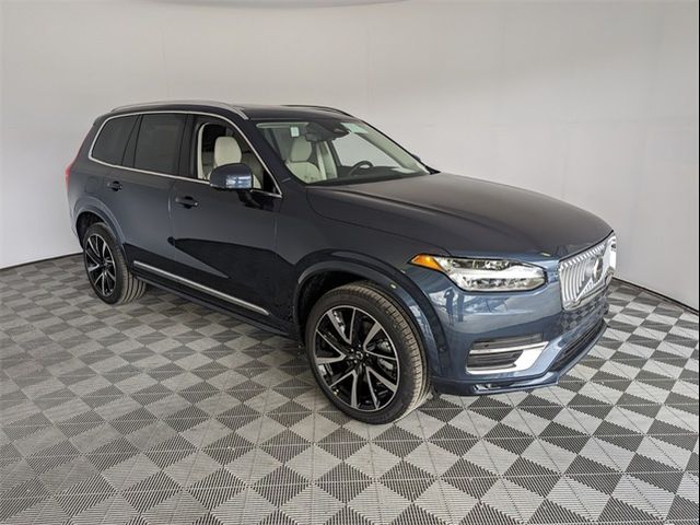 2025 Volvo XC90 Plus