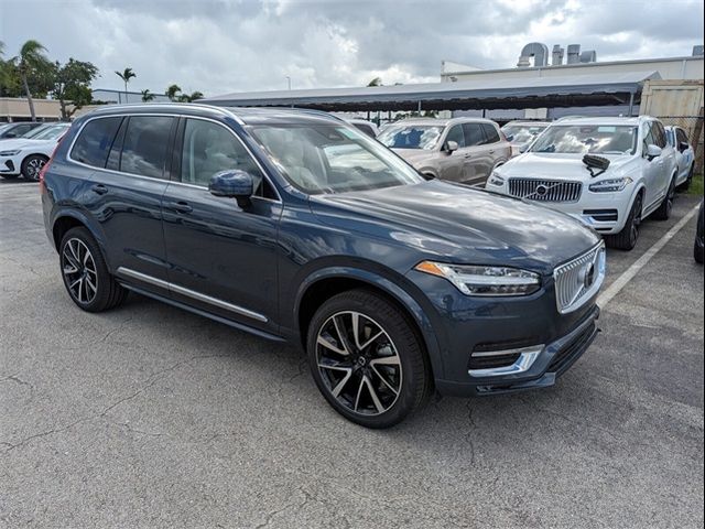 2025 Volvo XC90 Plus