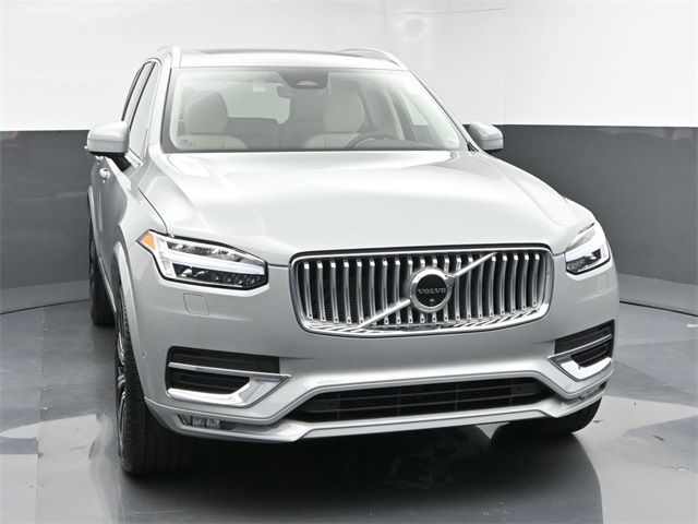 2025 Volvo XC90 Plus