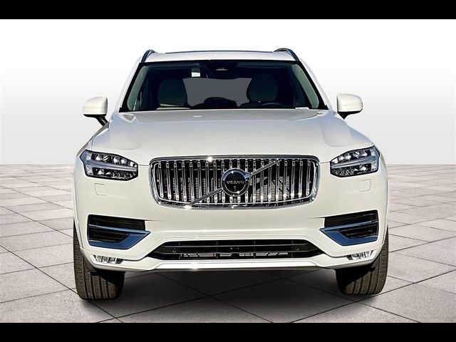 2025 Volvo XC90 Plus