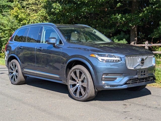 2025 Volvo XC90 Plus