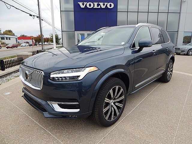 2025 Volvo XC90 Plus