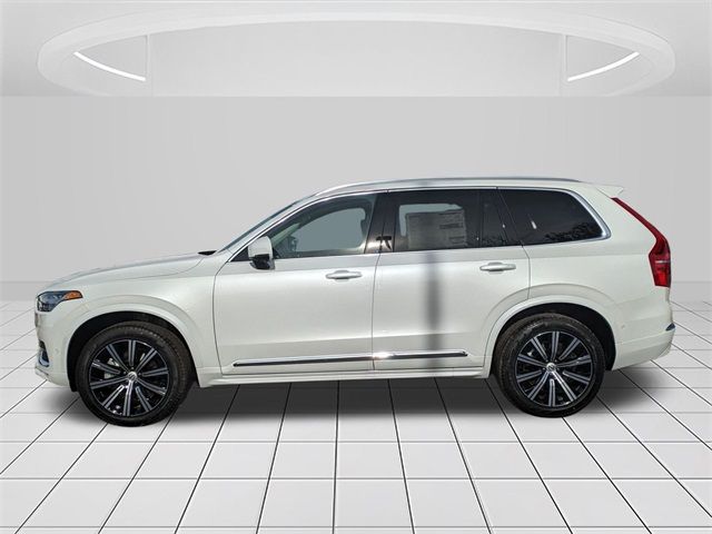 2025 Volvo XC90 Plus