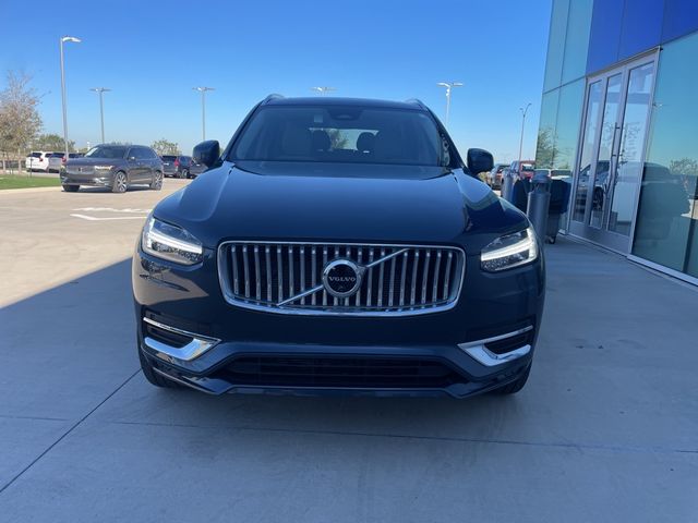 2025 Volvo XC90 Plus