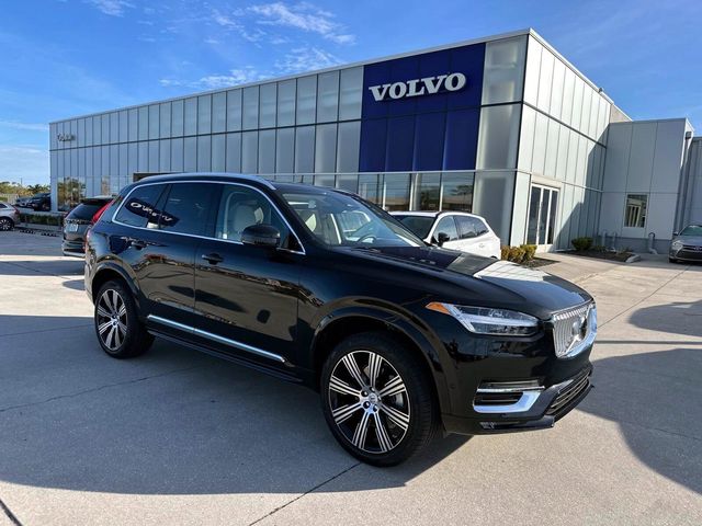 2025 Volvo XC90 Plus