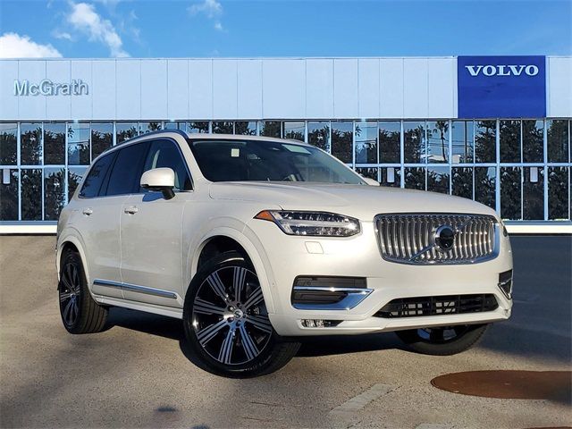 2025 Volvo XC90 Plus