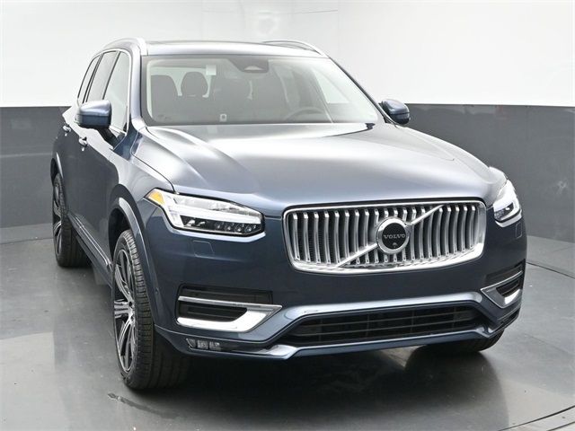 2025 Volvo XC90 Plus