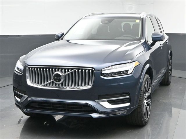 2025 Volvo XC90 Plus