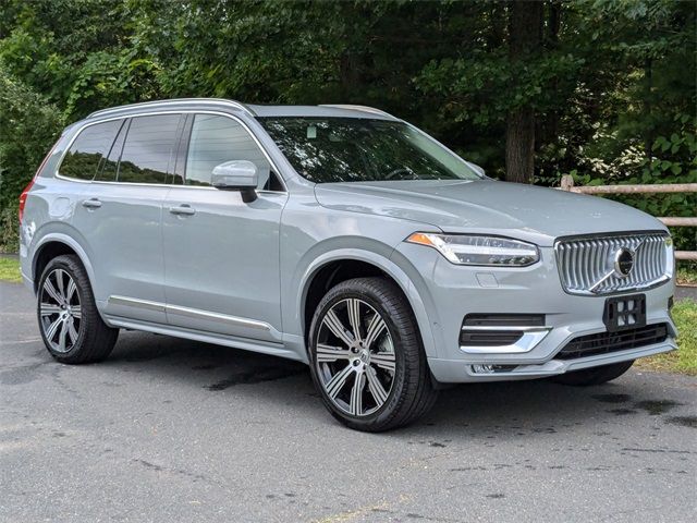 2025 Volvo XC90 Plus