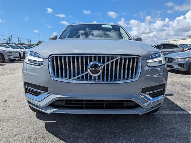 2025 Volvo XC90 Plus