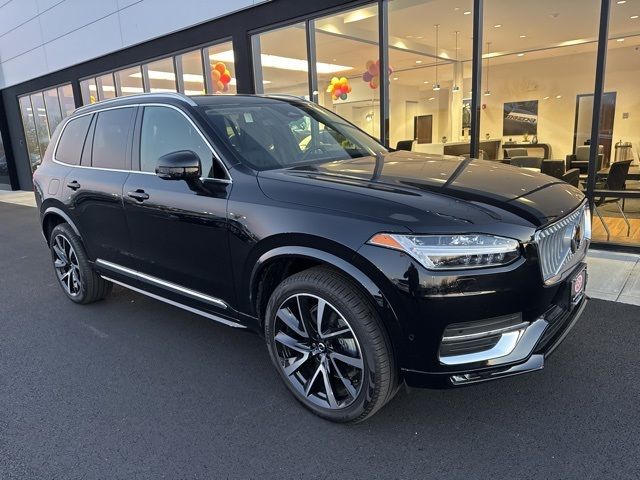 2025 Volvo XC90 Plus