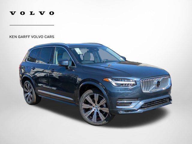 2025 Volvo XC90 Plus