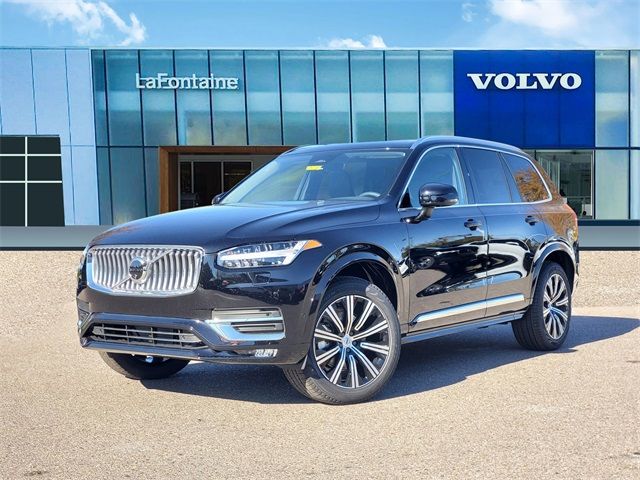 2025 Volvo XC90 Plus