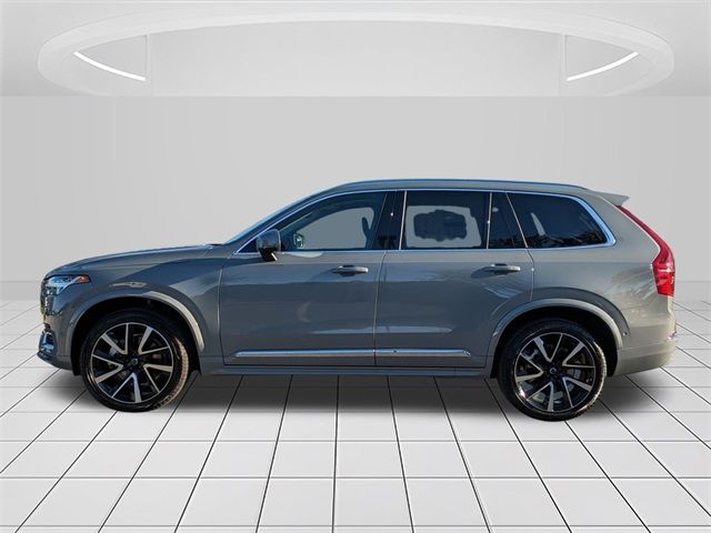 2025 Volvo XC90 Plus