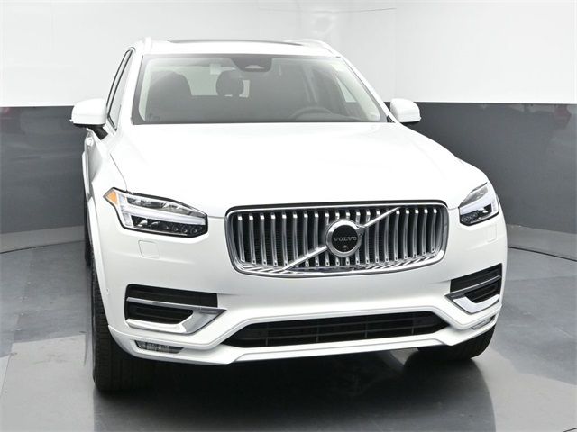 2025 Volvo XC90 Plus