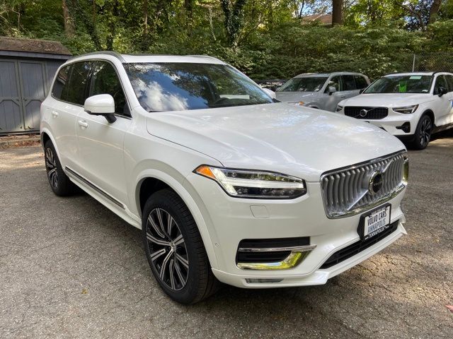 2025 Volvo XC90 Plus