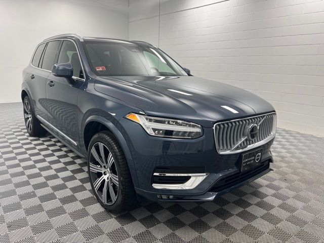 2025 Volvo XC90 Plus