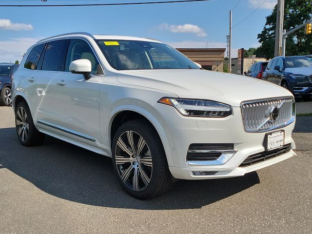 2025 Volvo XC90 Plus