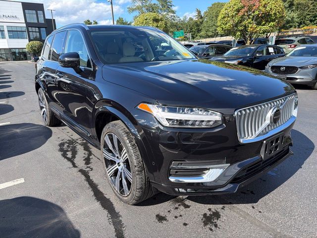 2025 Volvo XC90 Plus