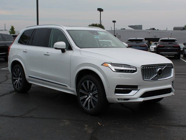 2025 Volvo XC90 Plus