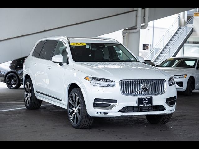 2025 Volvo XC90 Plus