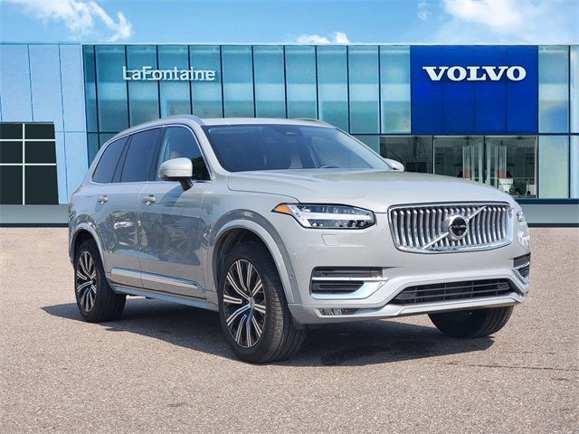 2025 Volvo XC90 Plus