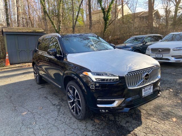 2025 Volvo XC90 Plus