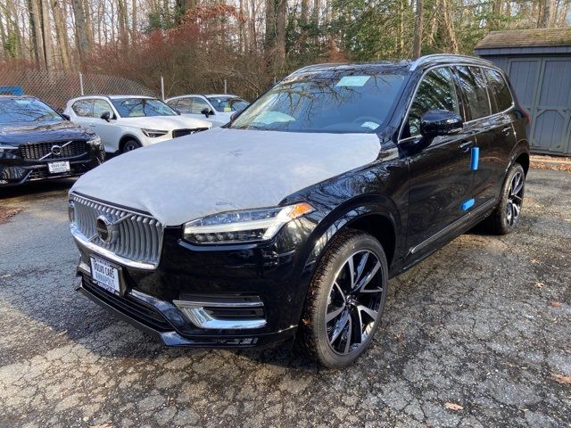 2025 Volvo XC90 Plus