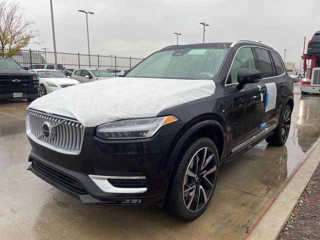 2025 Volvo XC90 Plus