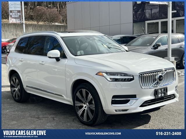 2025 Volvo XC90 Plus