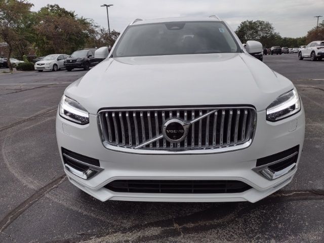 2025 Volvo XC90 Plus