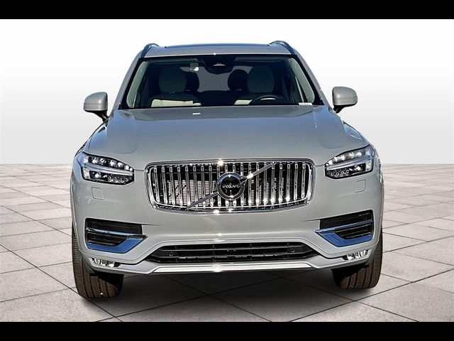 2025 Volvo XC90 Plus