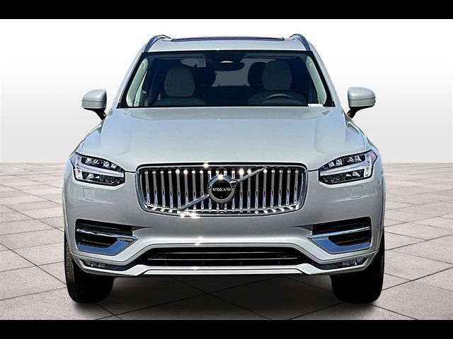 2025 Volvo XC90 Plus